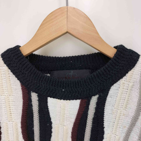 ARNALDO BASSINI クルーネック プルオーバー 3D ニット メンズ import:M