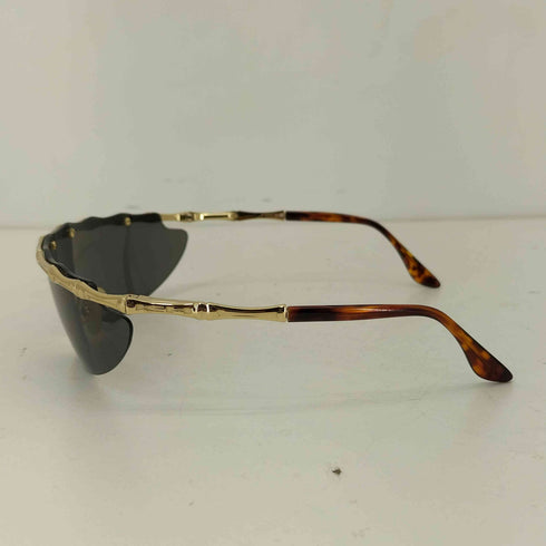 キャサリンハムネットロンドン KATHARINE HAMNETT LONDON 90S chunky curved mask sunglasses メンズ