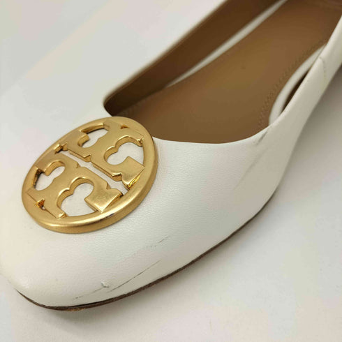 トリーバーチ TORY BURCH ロゴプレート フラットシューズ パンプス レディース 7.5C