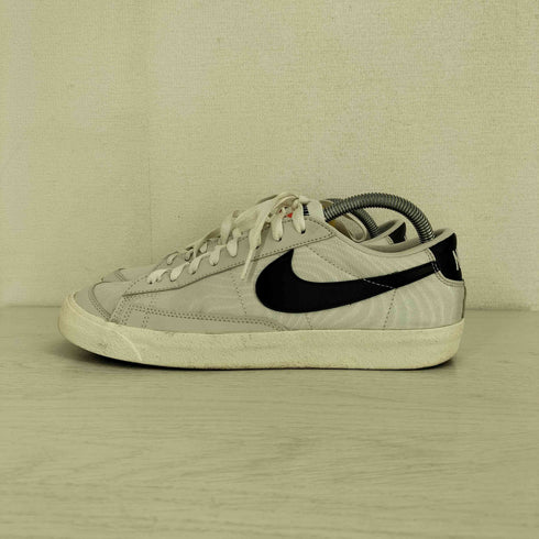 ナイキ NIKE BLAZER LOW '77 SE ブレーザー ロー '77 SE メンズ JPN:26