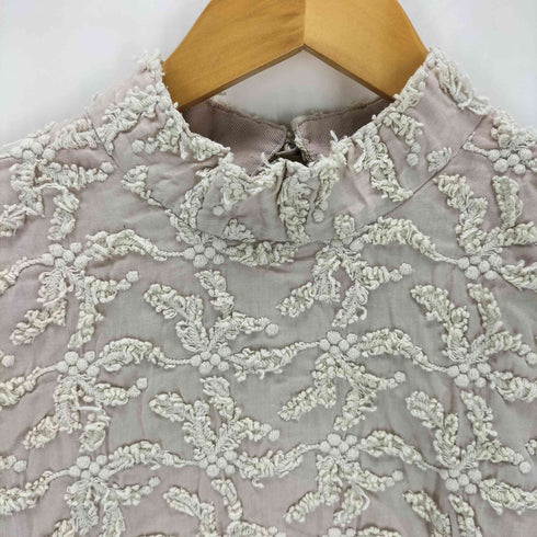 KAON 刺繍モックネックブラウス レディース S