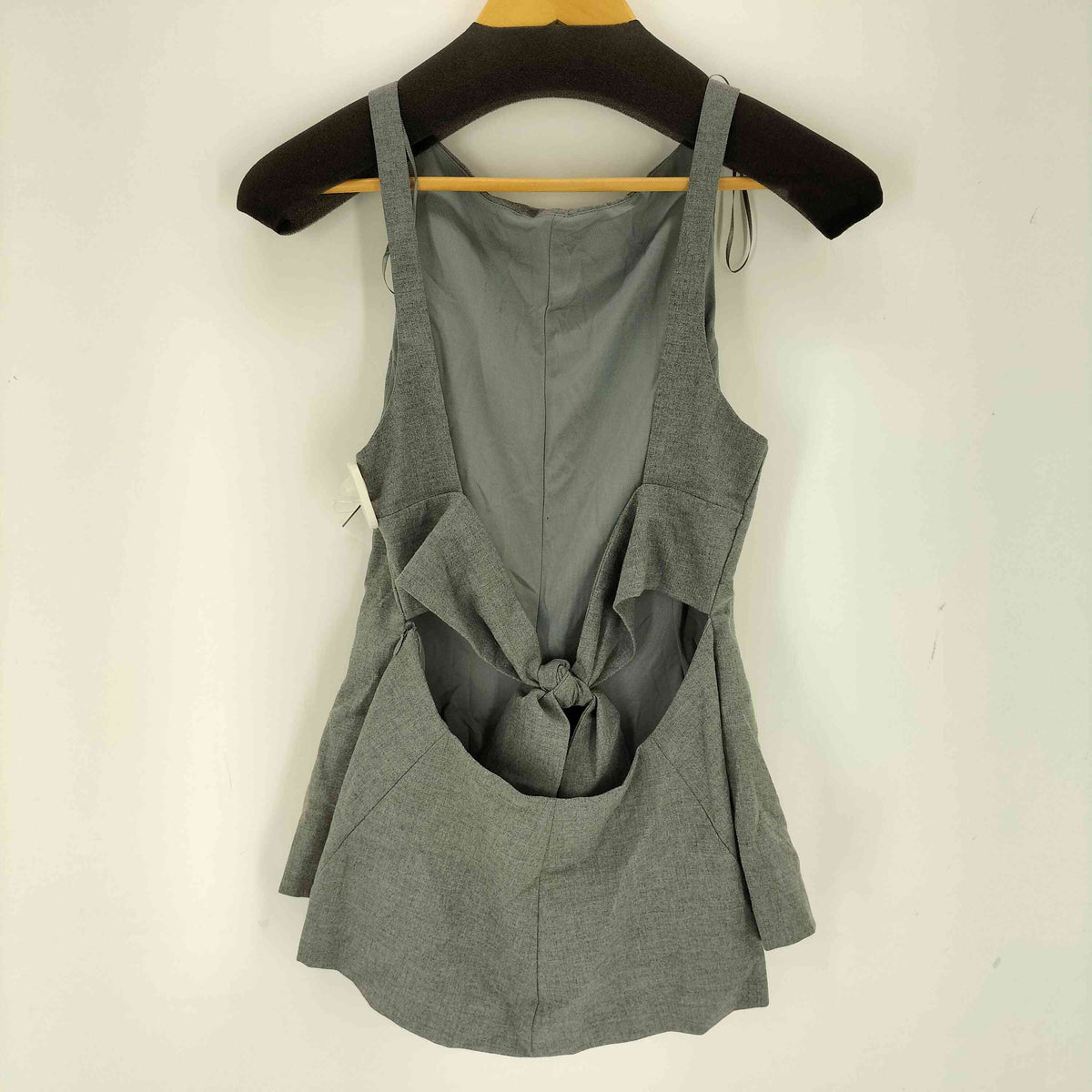 ザラZARA リボンペプラムトップス Sサイズ 完売品 ZARA リボン付きペプラムニットトップス S新品タグ付き