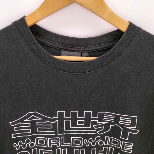 THE international 全世界 プリントクルーネックTシャツ メンズ