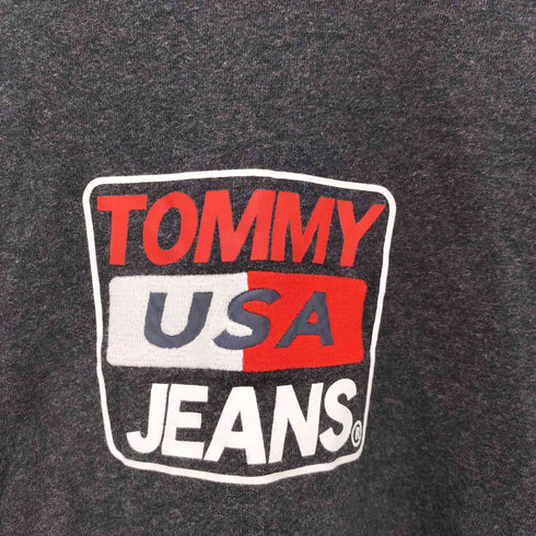 トミージーンズ tommy jeans 袖プリントカットソー メンズ JPN:M