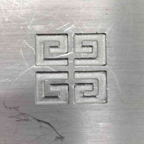 ジバンシィ GIVENCHY GA2型 携帯灰皿 ロゴ 刻印 メンズ