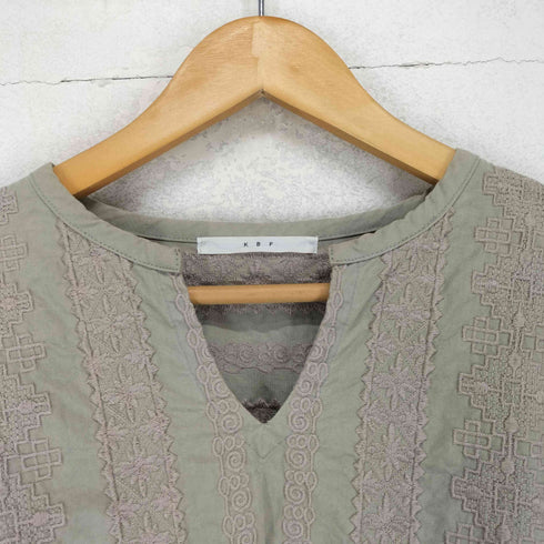 ケイビーエフ KBF フリンジ刺繍チュニック レディース ONE SIZE