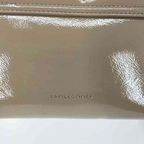 パピヨネ PAPILLONNER チャーム付きショルダーバッグ レディース