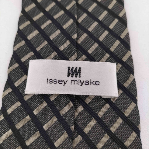 アイムイッセイミヤケ im ISSEY MIYAKE 80S 総柄シルクネクタイ メンズ ONE SIZE