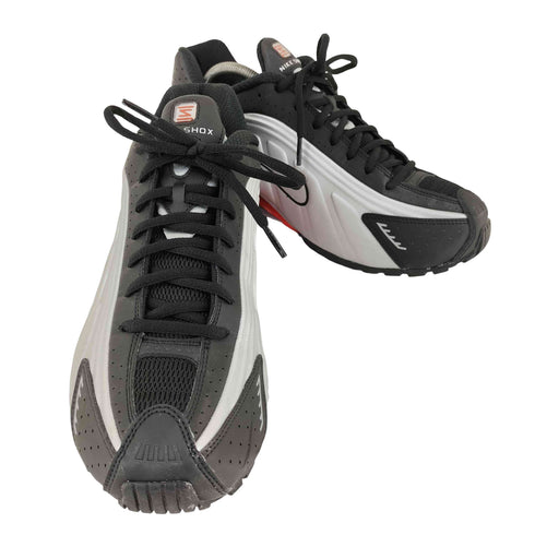 ナイキ NIKE SHOX R4 METALLIC SILVER メンズ JPN:28