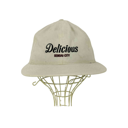 デリシャス Delicious 別注 USA製 ロゴ刺繍 ツバ裏サテン ベースボールキャップ メンズ