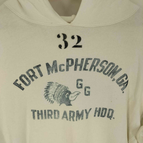 32 FORT MCPHERSON GA GG THIRO ARMY HDQ キャラクタープリント リバースウィーブ型 プルオーバー パーカー メンズ