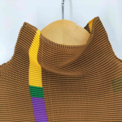 イッセイミヤケミー ISSEY MIYAKE me ボックスプリーツ プリント ボトルネック カットソー レディース ONE SIZE