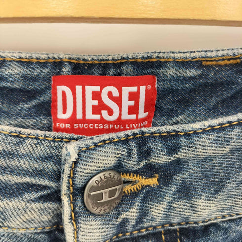 ディーゼル DIESEL D-LIVERY-SHORT ウォッシュ加工 ボタンフライ デニム ショートパンツ ジョーツ メンズ 30