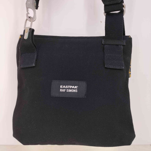 イーストパック EASTPAK キャンバス ショルダーバッグ メンズ