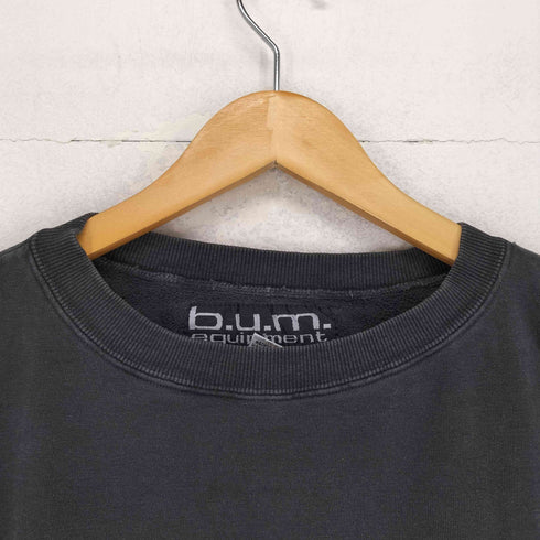B.U.M. EQUIPMENT ロゴプリントクルーネックスウェット メンズ M