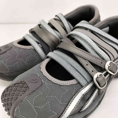 キココスタディノフ KIKO KOSTADINOV ASICS GEL-LOKROS GRAPHITE GREY/GUNMETAL レディース JPN:24