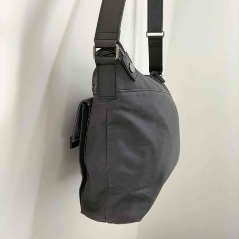 シーケーカルバンクライン ck Calvin Klein IKETEI レザー切替 マルチポケットショルダーバッグ メンズ