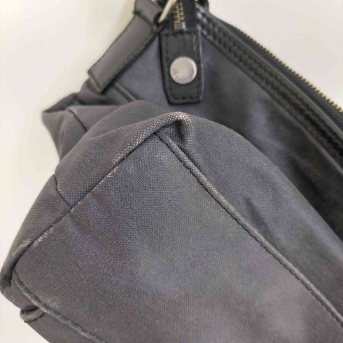 シーケーカルバンクライン ck Calvin Klein IKETEI レザー切替 マルチポケットショルダーバッグ メンズ