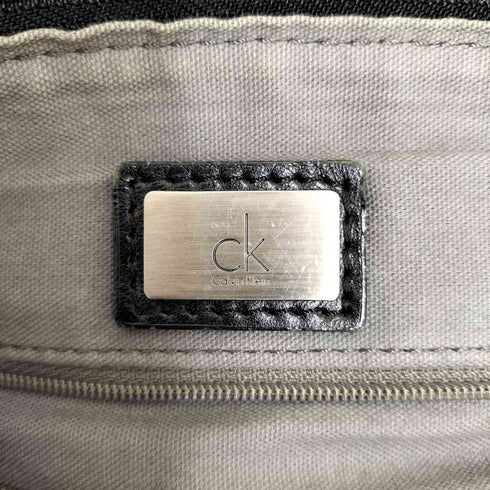 シーケーカルバンクライン ck Calvin Klein IKETEI レザー切替 マルチポケットショルダーバッグ メンズ