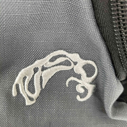 iasof ロゴ刺繍ワンショルダーボディバッグ メンズ