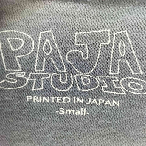 PAJA STUDIO ロゴプロントロングスリーブTシャツ メンズ
