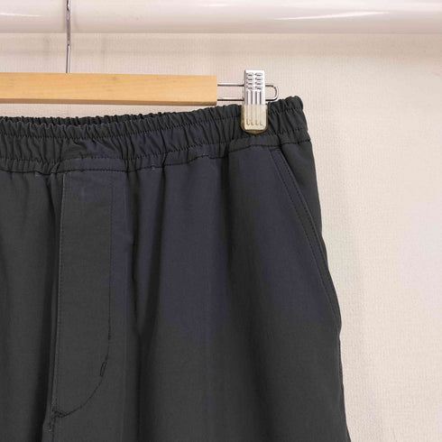 ホワイトマウンテニアリング WHITE MOUNTAINEERING Repose Wear テーパードイージーパンツ メンズ JPN:1