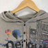 デシグアル Desigual ロゴプリント プルオーバーパーカー 気球 飛行機 メンズ JPN:M