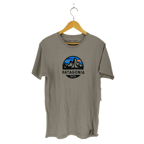パタゴニア patagonia SLIM FIT ロゴプリントTシャツ メンズ M