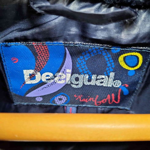 デシグアル Desigual ロゴプリントフーデッドジャケット メンズ JPN:L