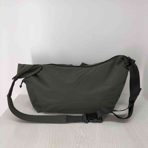 キウ KiU W-POCKET SHOULDER BAG レディース