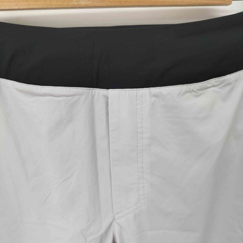 オン On Lightweight Shorts メンズ JPN:L