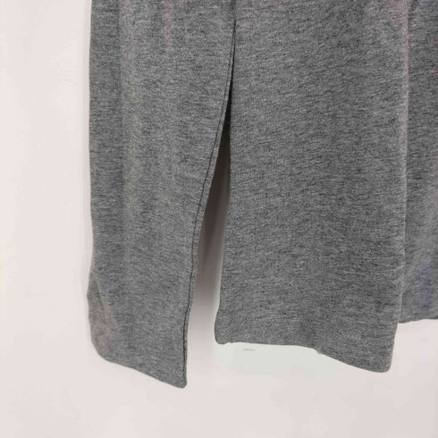 ユナイテッドカラーズオブベネトン UNITED COLORS OF BENETTON Vネック フォントロゴ クルーネック 長袖Tシャツ カットソー Y2K レディース