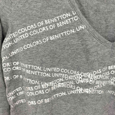 ユナイテッドカラーズオブベネトン UNITED COLORS OF BENETTON Vネック フォントロゴ クルーネック 長袖Tシャツ カットソー Y2K レディース