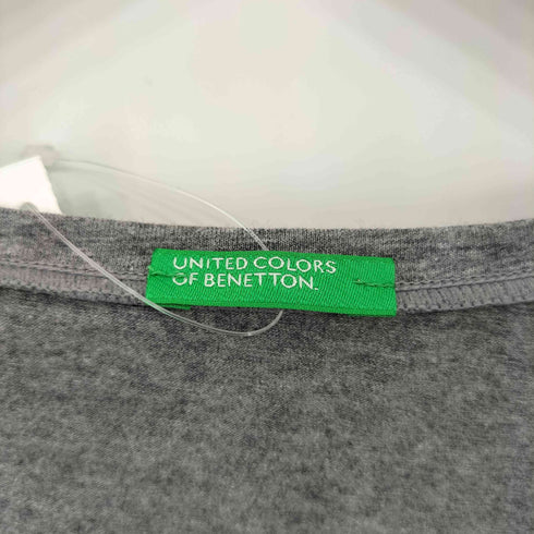 ユナイテッドカラーズオブベネトン UNITED COLORS OF BENETTON Vネック フォントロゴ クルーネック 長袖Tシャツ カットソー Y2K レディース