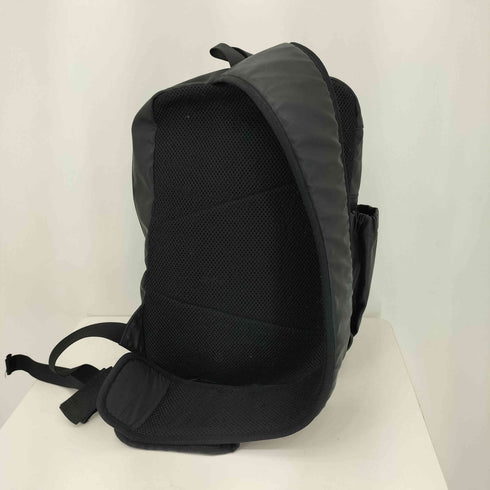 ノーマディック NOMADIC マルチポケット ボディバッグ メンズ