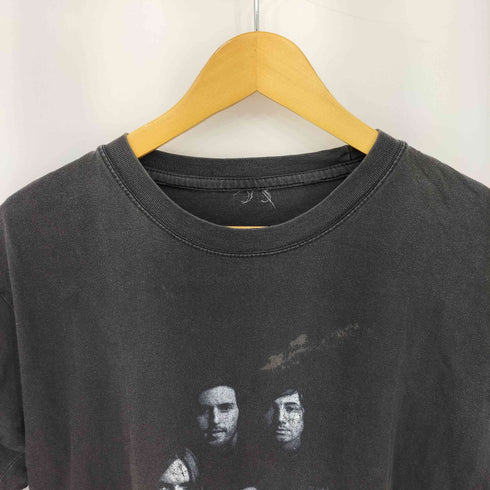 バンドプリント クルーネックTシャツ メンズ