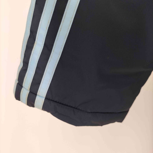 アディダス adidas サッカー エンブレム 中綿 ベンチコート メンズ JPN:M