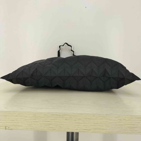 イッセイミヤケミー ISSEY MIYAKE me TRUNK PLEATS BAG レディース