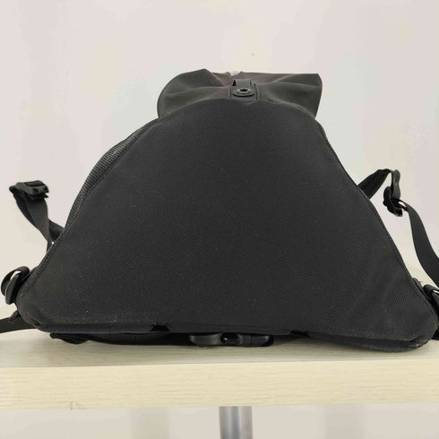 アークテリクス ARCTERYX Arro 16 Backpack メンズ
