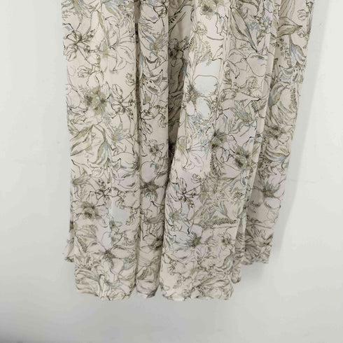 トッコクローゼット tocco closet 飾りくるみ釦付きシャーリングフラワープリントワンピース レディース JPN:M
