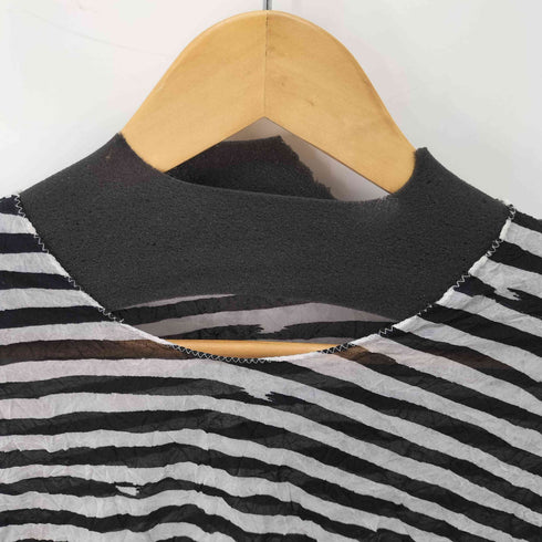 イッセイミヤケ ISSEY MIYAKE 96AW シワ加工 ボーダーシアートップ レディース JPN:M