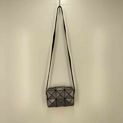 バオバオイッセイミヤケ BAO BAO ISSEY MIYAKE 25SS CUBOID METALLIC ショルダーバッグ レディース