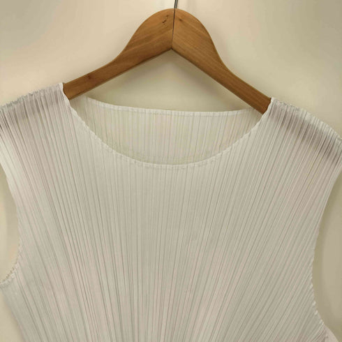 プリーツプリーズイッセイミヤケ PLEATS PLEASE ISSEY MIYAKE ノースリーブプリーツカットソー レディース