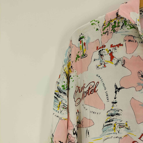 アールエヌエー RNA PINK MOTEL ロンドンスーベニアシャツ レディース import:M