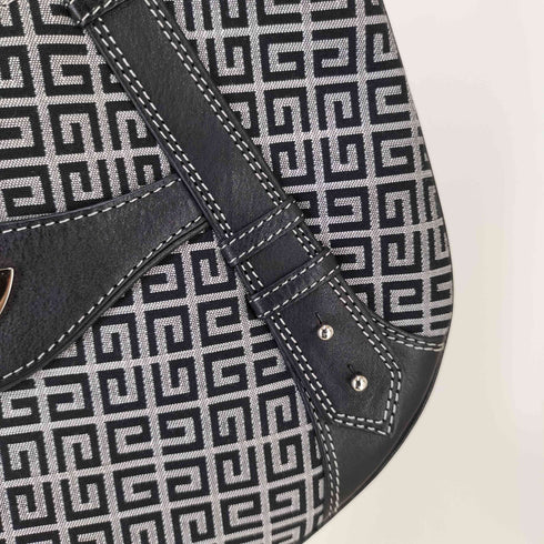 ジバンシィ GIVENCHY CHIC HOBO Gロゴ 総柄キャンバス レザーホーボーバッグ レディース