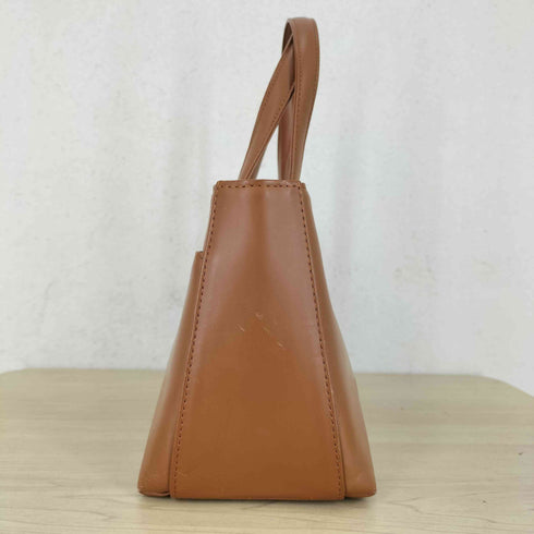 ウンガロ ungaro Y2K ロゴエンボス加工レザーハンドバッグ レディース