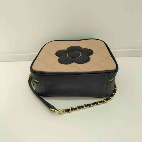 マリークワント MARY QUANT スクエアキルトデイジーパッチ 2WAYショルダー レディース