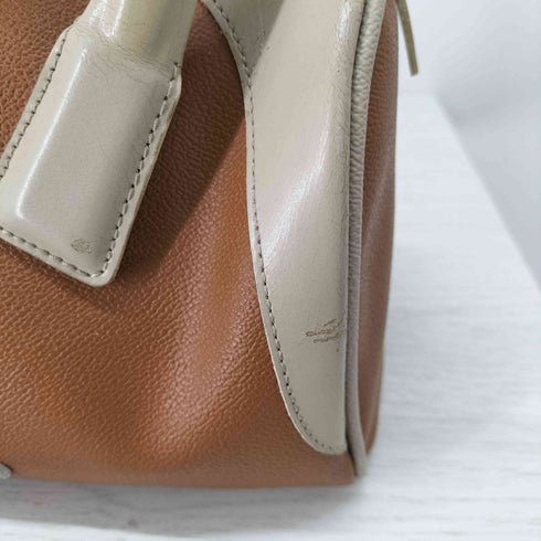 トラサルディ TRUSSARDI レザーハンドバッグ レディース