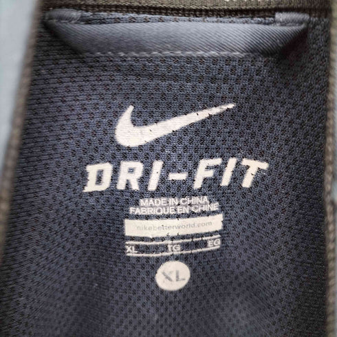 ナイキ NIKE DRI FIT スウッシュロゴ刺繍 トラックジャケット メンズ import:XL
