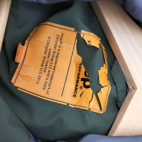 ジープ JEEP リフレクター ロゴ プリント 防水ジップ ジップアップ マウンテン パーカー メンズ import:M